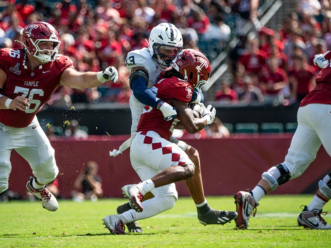 Penn State player tackles Temple running back