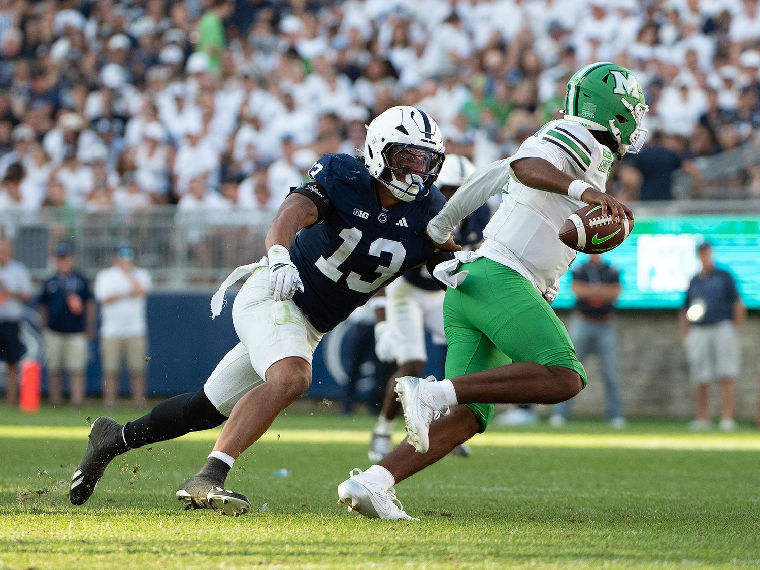 Penn State defender chases quarterback