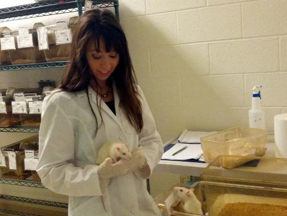 Lauren Chaby with lab rats.