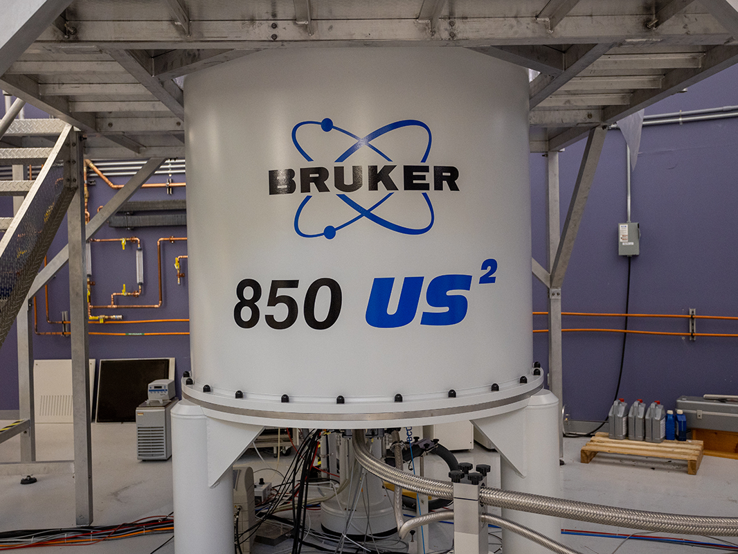 The NMR Facility's Bruker AVIII-850 spectrometer, now connected to the Chemistry Building's helium recovery system.