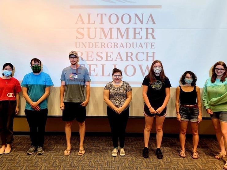Yuanjun Pan, Philip Chamberlin, Kaleb Knowles, Kristen Taylor, Kassie Evans, Madisyn Simington, and Jessica Tomasko.