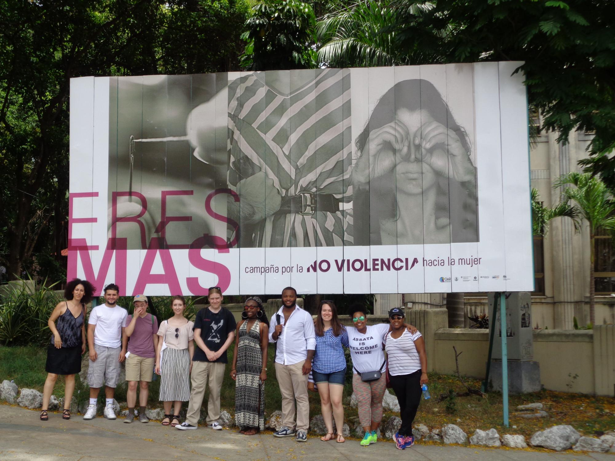 Students travel to Cuba for embedded course