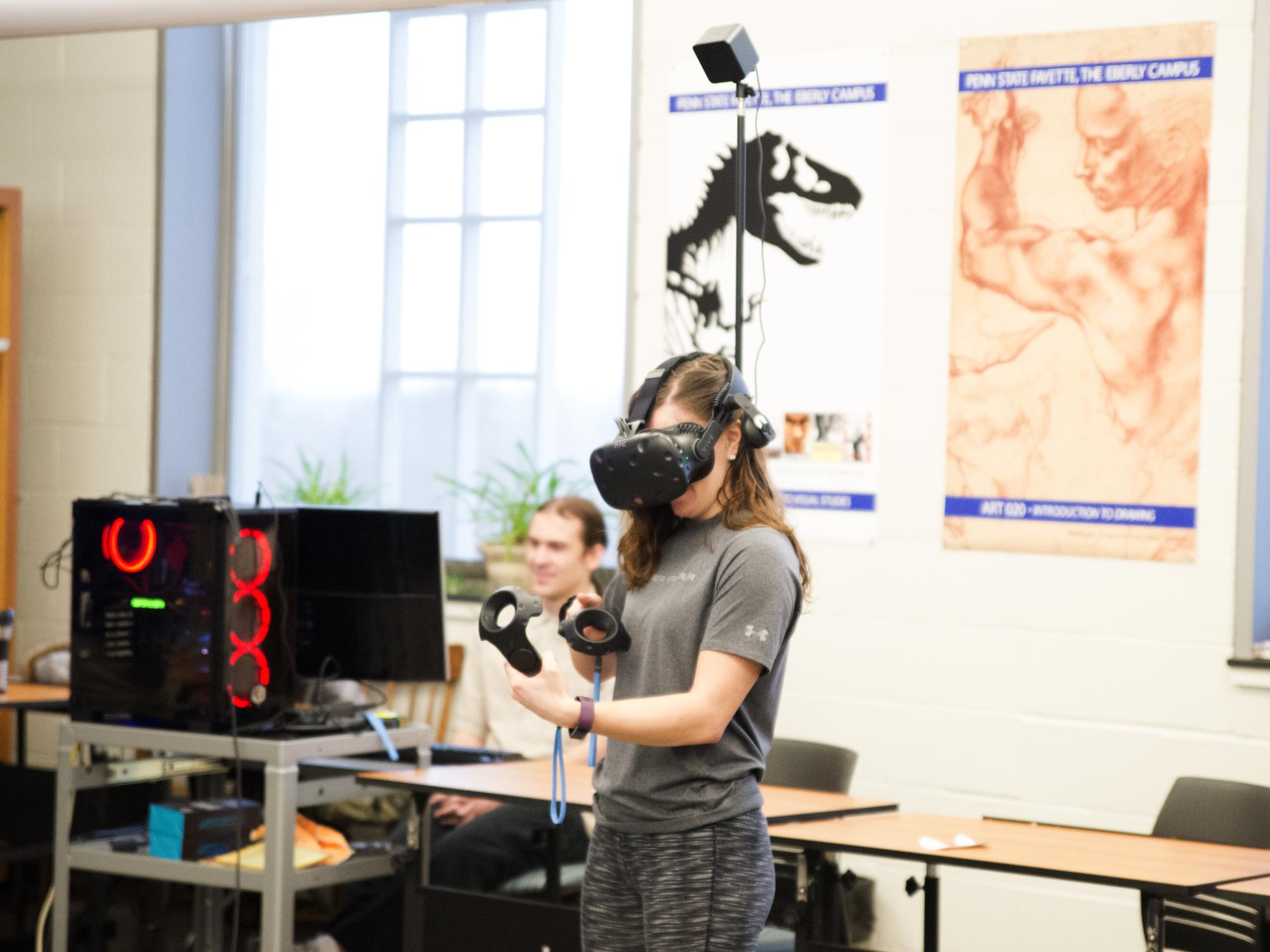 Student Machaela Hall Tests Virtual Reality