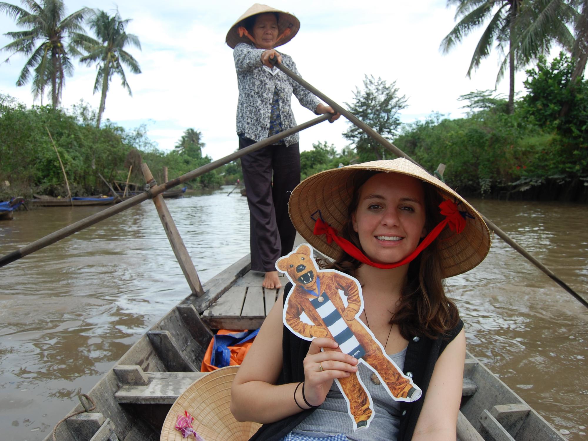 Schreyer Honors College Flat Lion abroad
