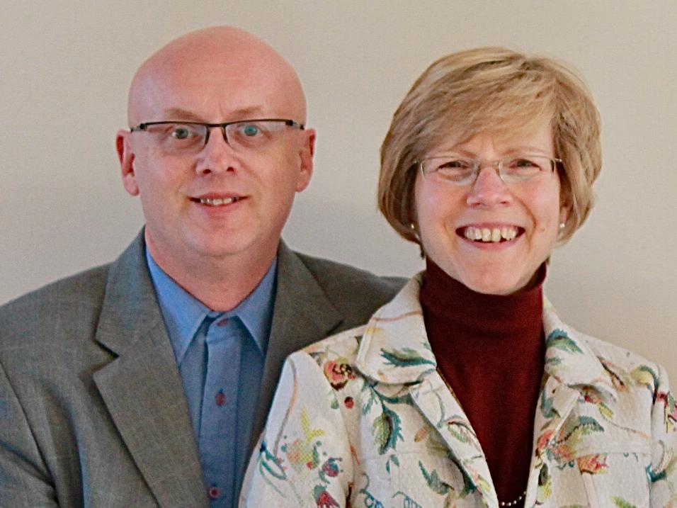 photo portrait of husband and wife