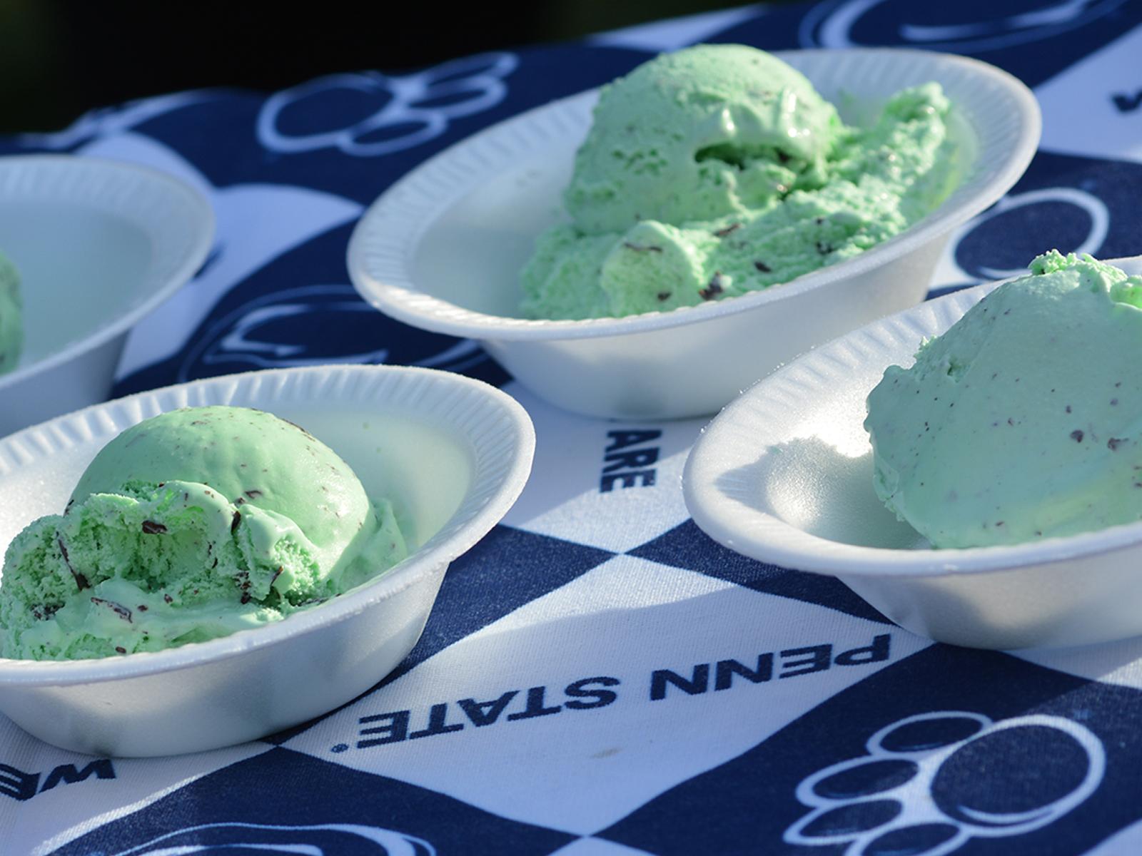 ice cream in cups