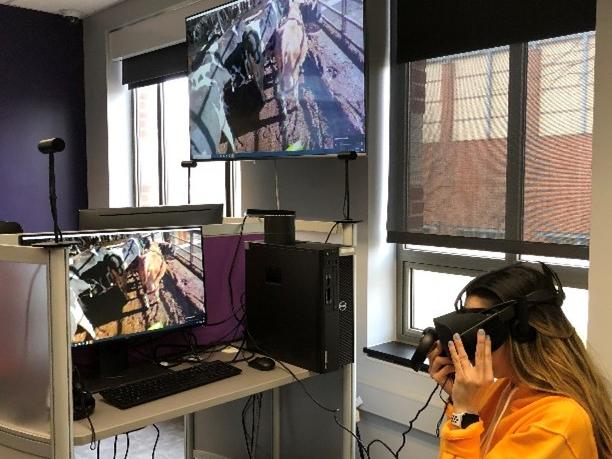 Student in immersive tech