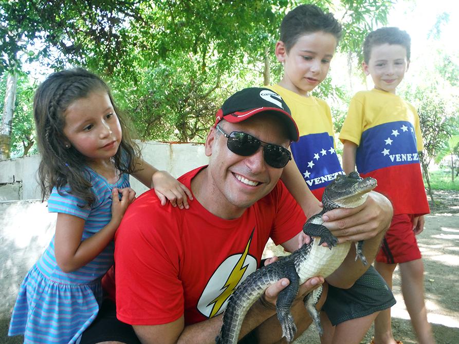 Luiz Ayala and family
