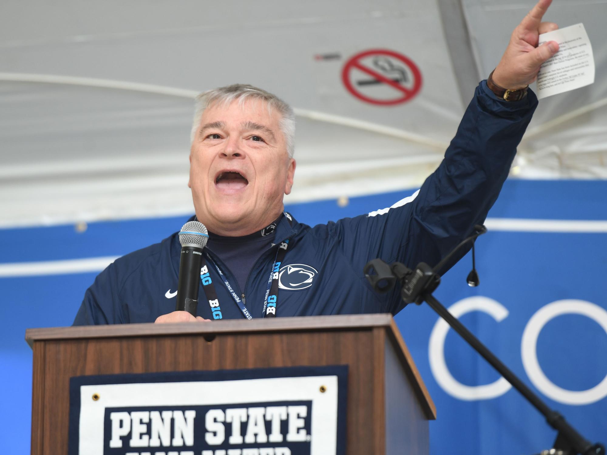 Northwestern Tailgate_President Barron photo 