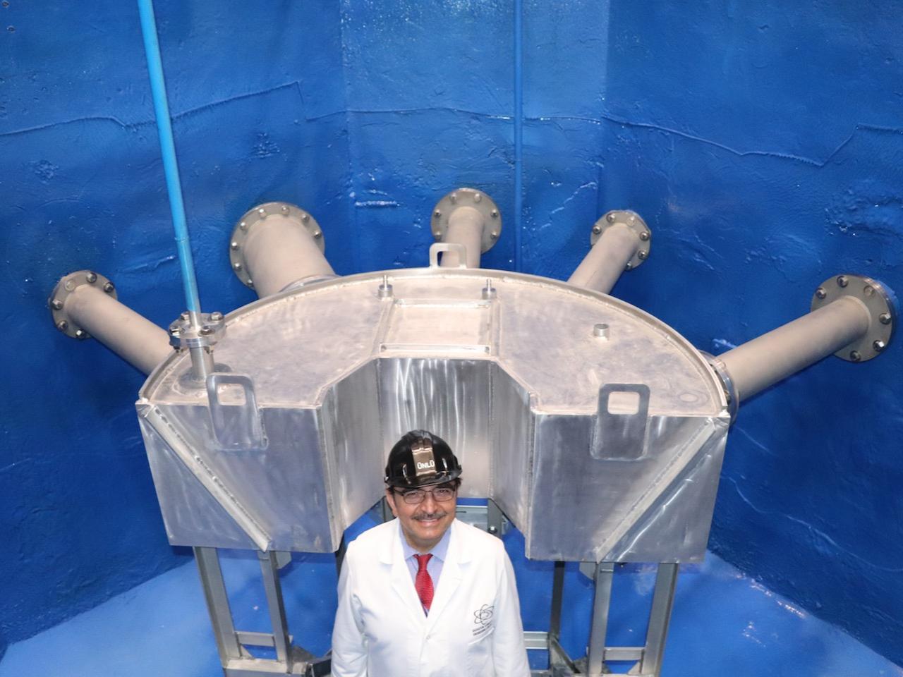 New equipment installed at the reactor, with director Kenan Ünlü