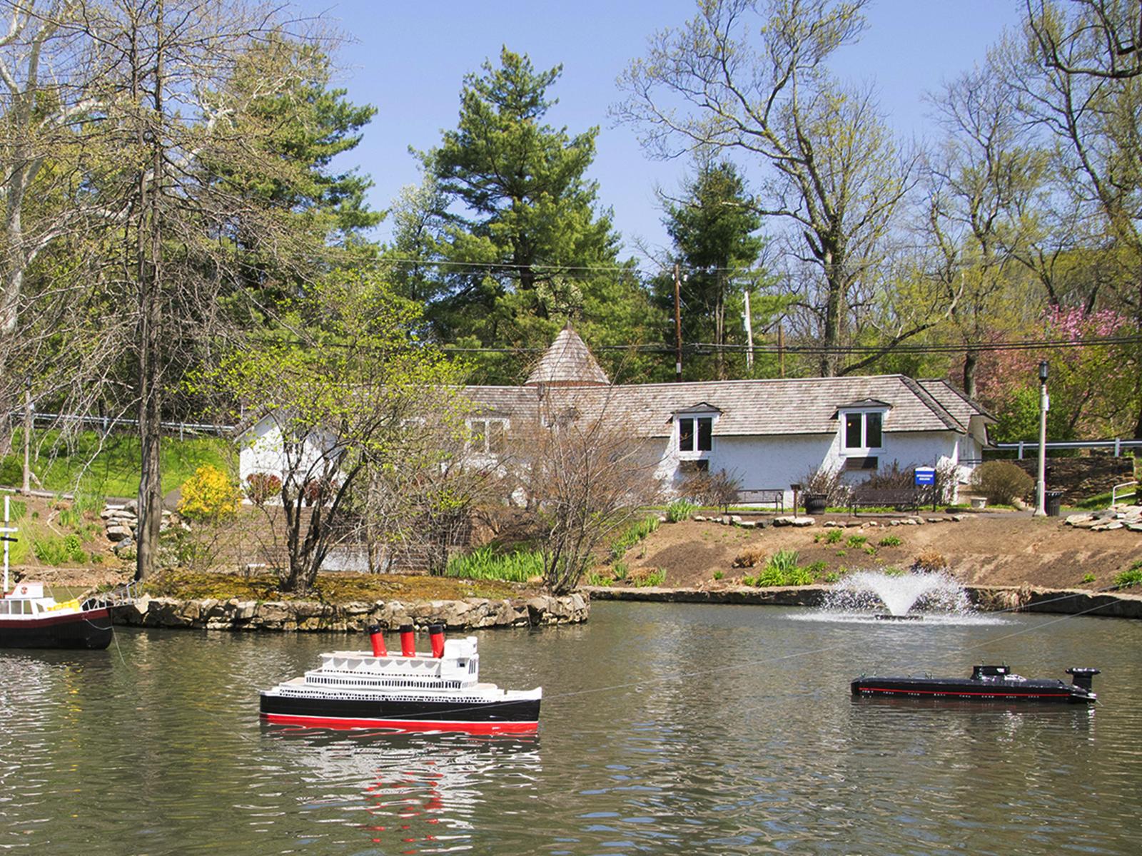 Abington boat sculpture