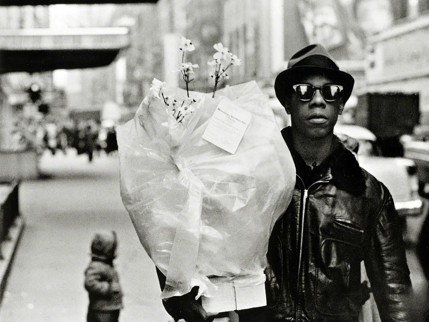 Frank Paulin, "Flower Messenger, Times Square"