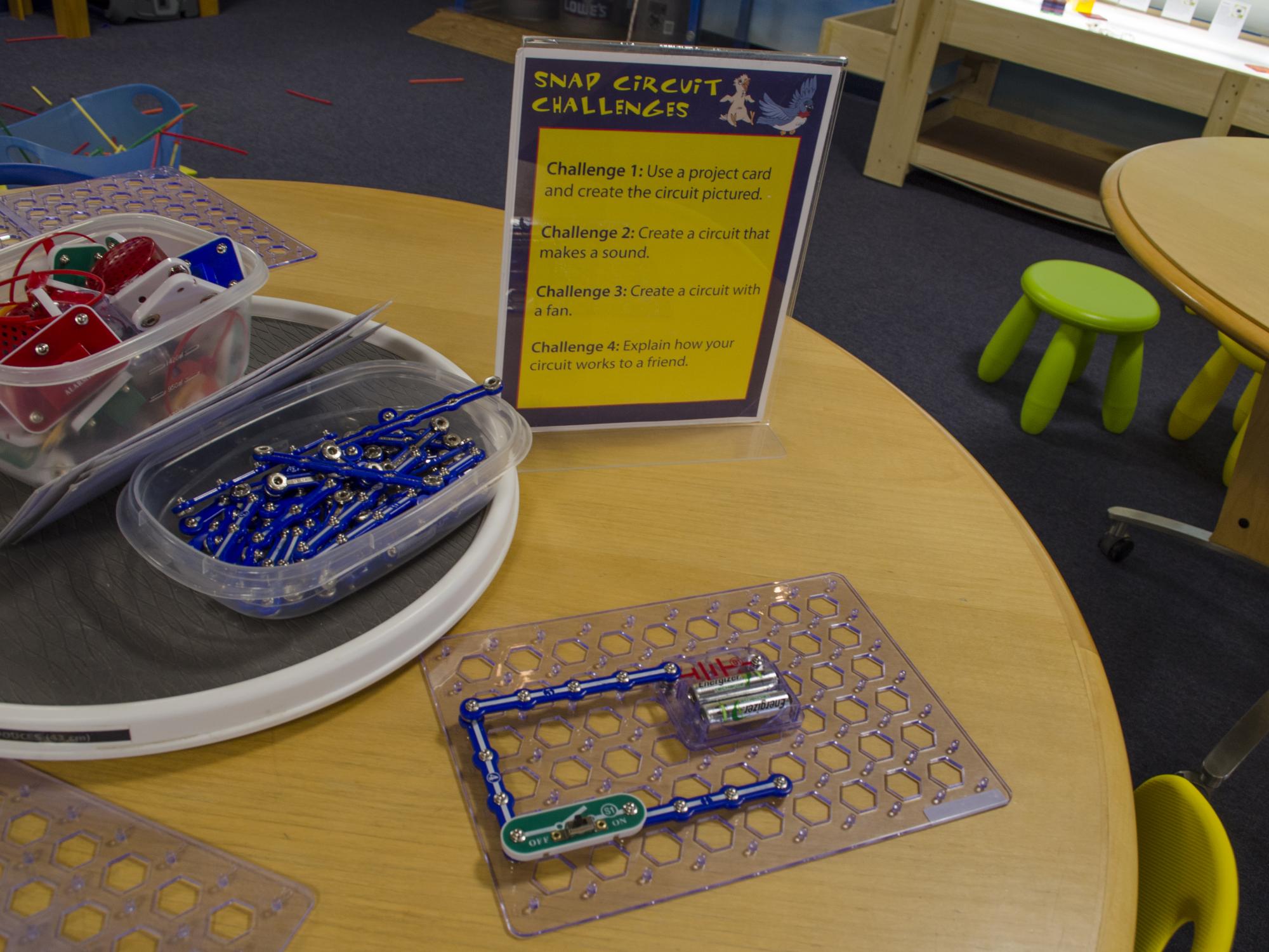 Snap Circuits