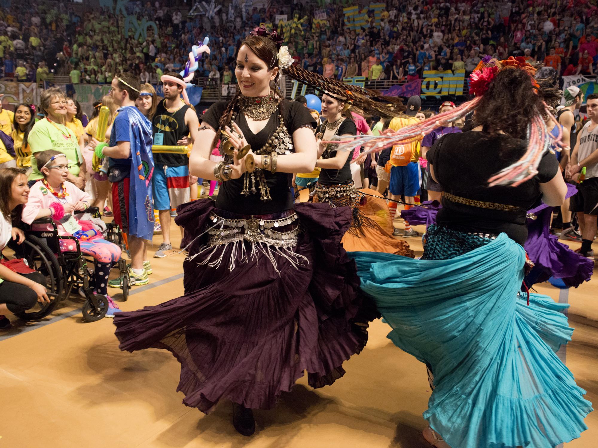 THON2014_Sat_LW_bellydanceclub