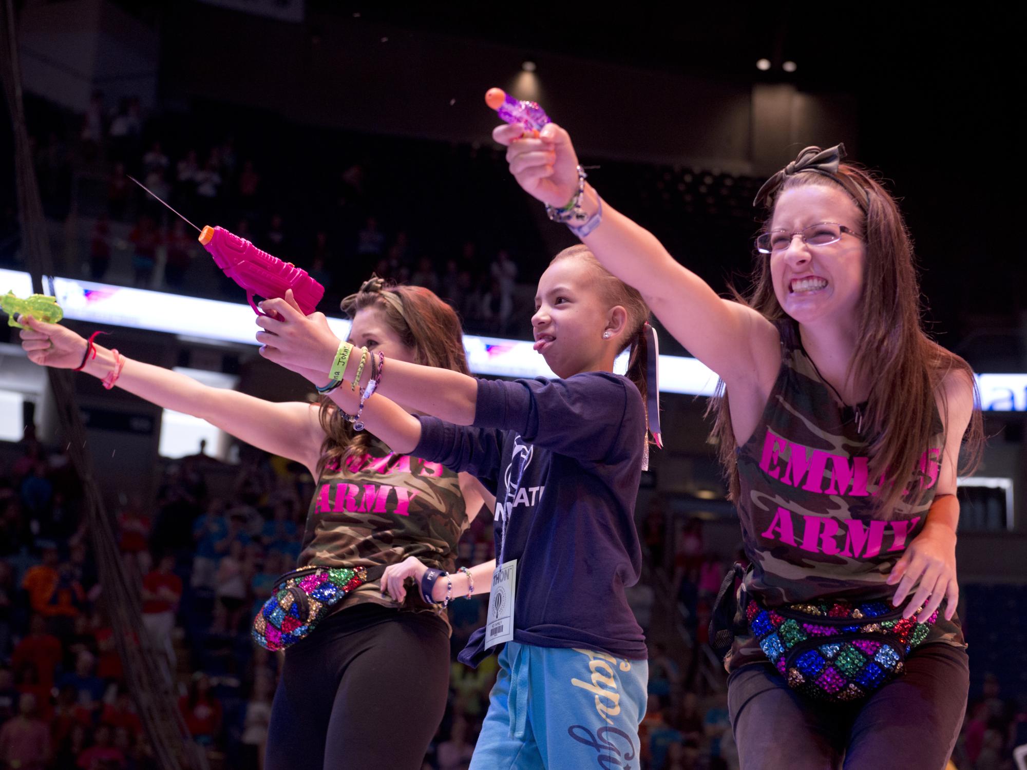 THON2014_Fri_LW_fashiontrio