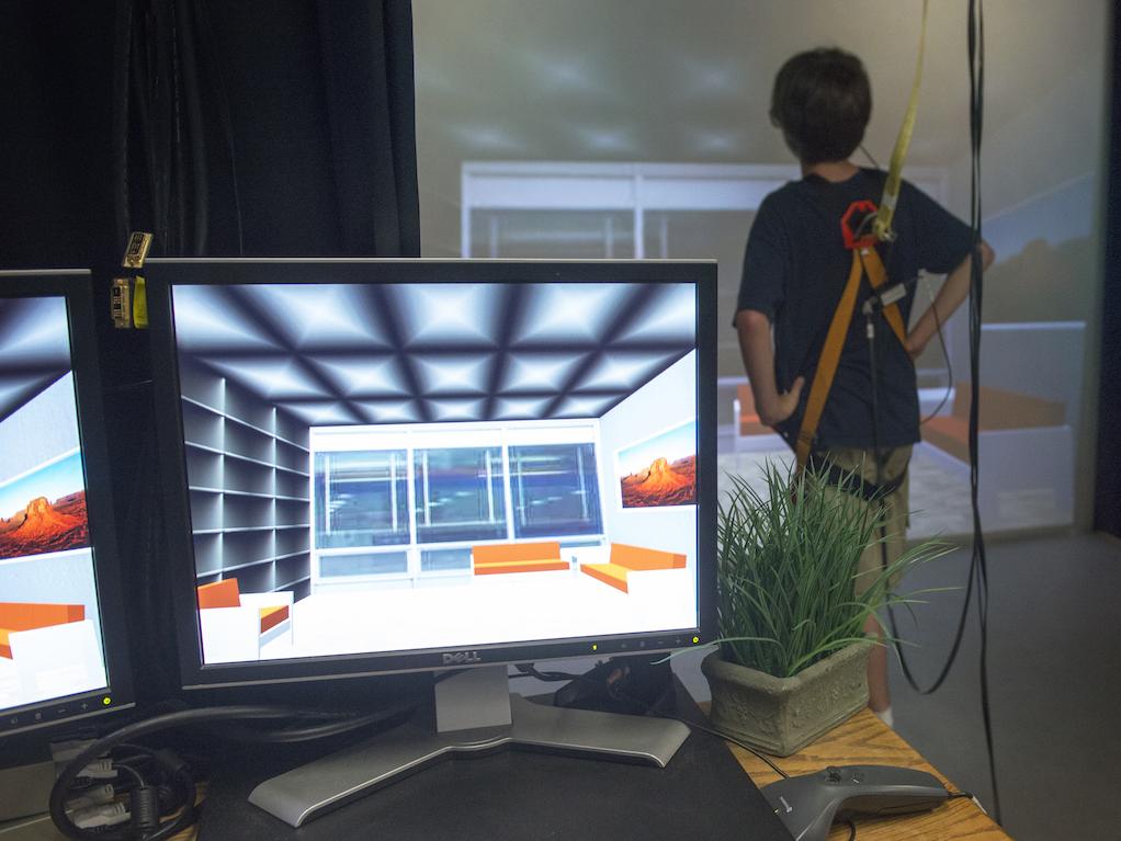 Testing young athlete in Virtual Reality Lab