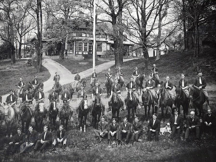 Class of 1908 formal photo