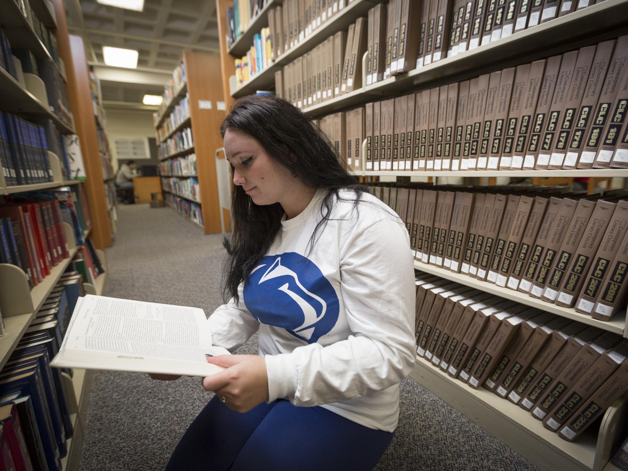 Student in library