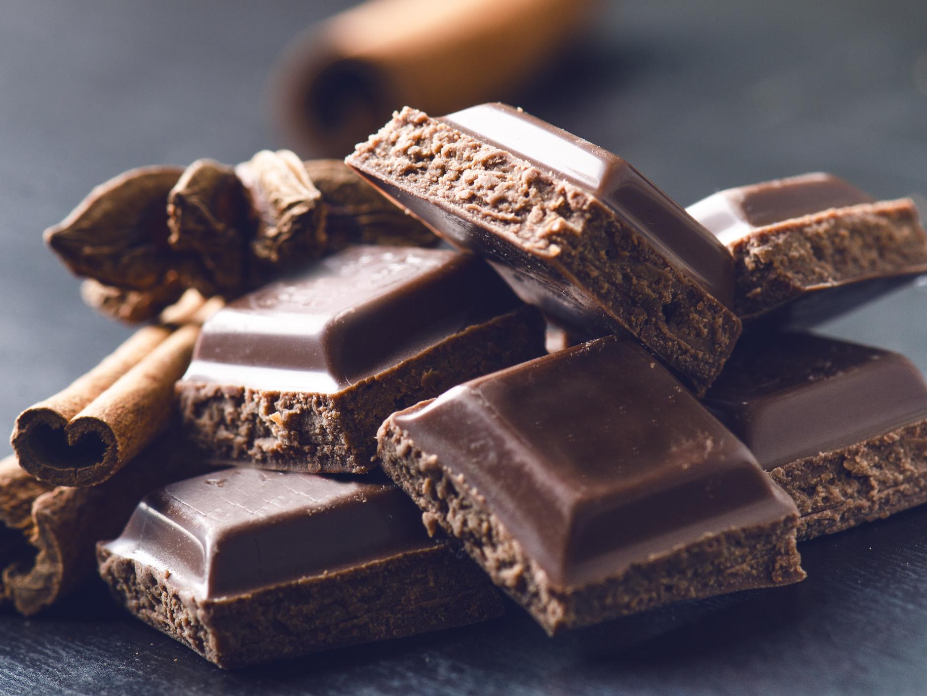 pile of chocolate with cinnamon sticks