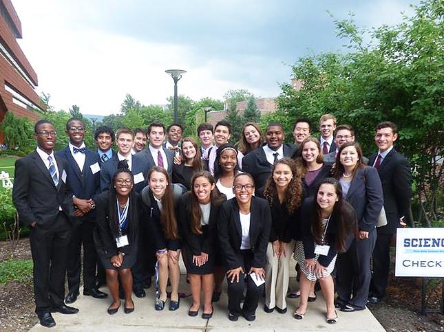 Kandice Pettaway with her Millennium Scholars cohort