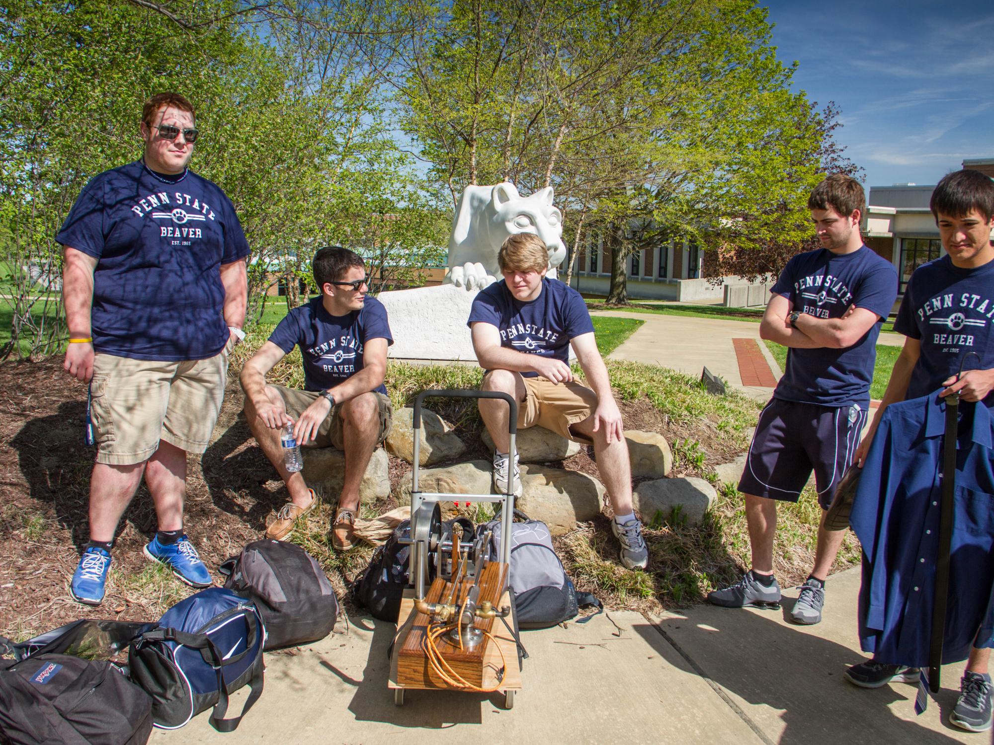 Penn State Beaver students prepare to take the Kitchen Sink Engine to Detroit