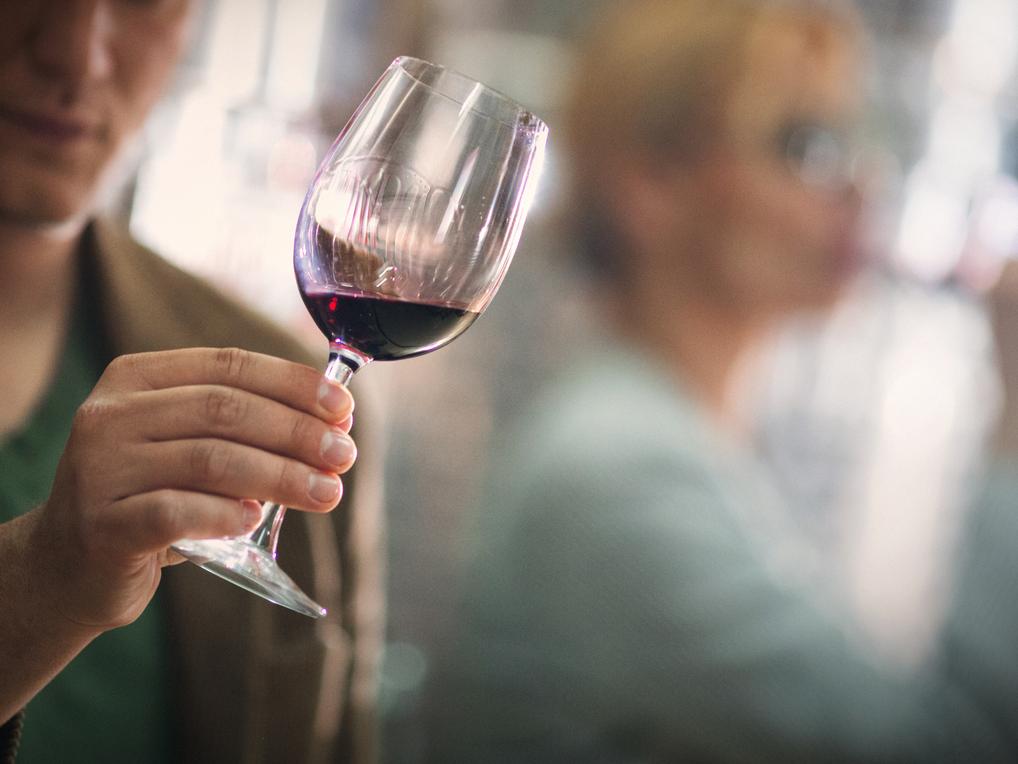 wine tasting