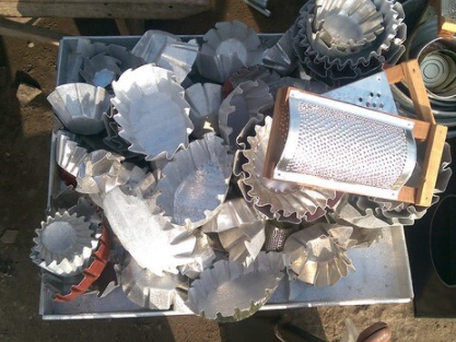 cheese grater and other kitchenware