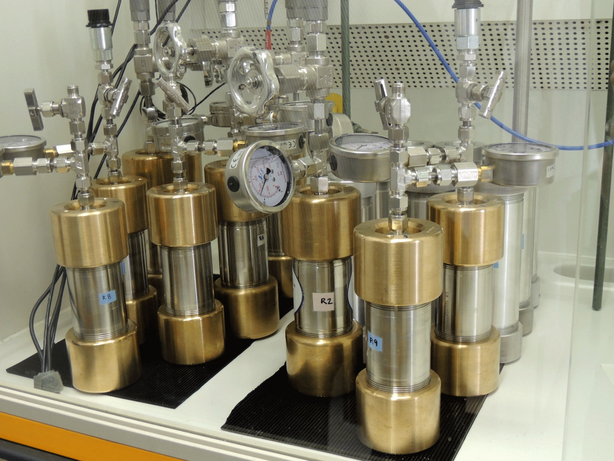 pressure reactor
