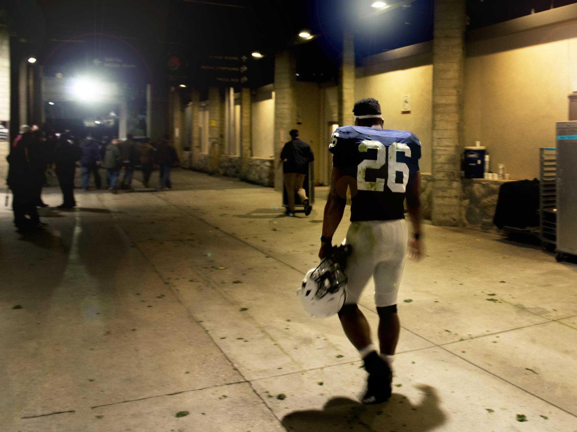 Barkley at end of Rose Bowl