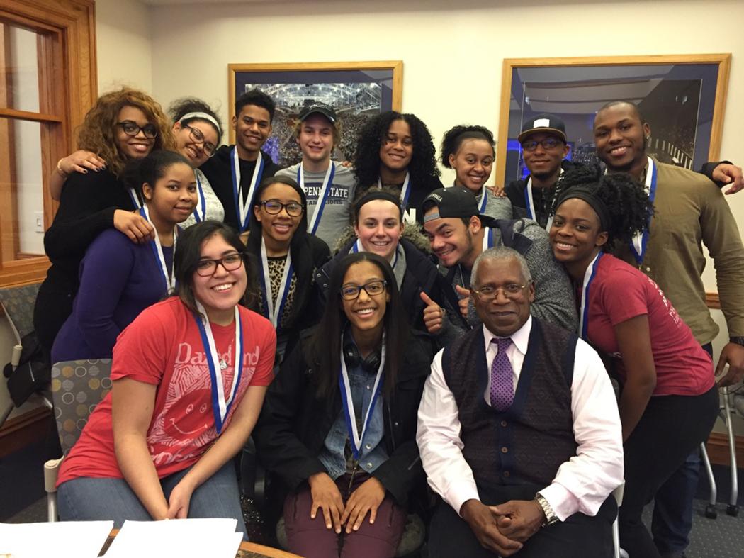 Selden retire, scholars