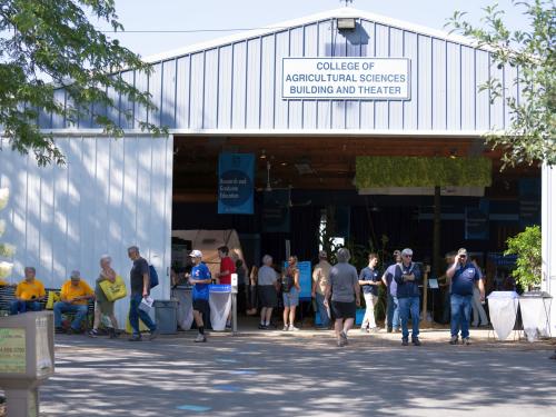 Ag Progress Days displays showcase advanced technology, animal health ...